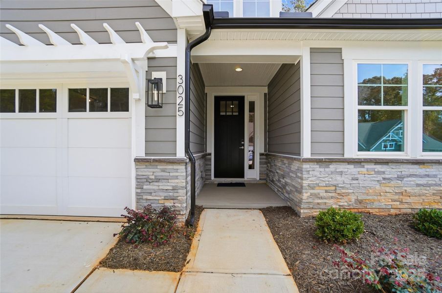 Exterior details and patio area of a home in Rone Creek, Waxhaw (Image 22). Exterior details and patio area of a home in Rone Creek, Waxhaw (Image 22).