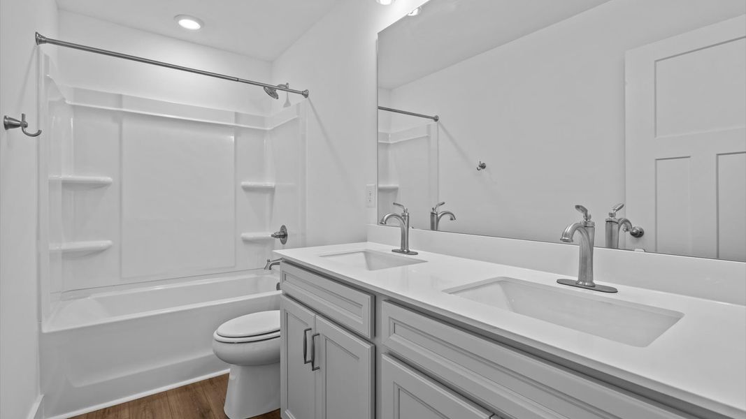 Furnished interior view inside a new home in Wells Crossing, Seneca (Image 28).