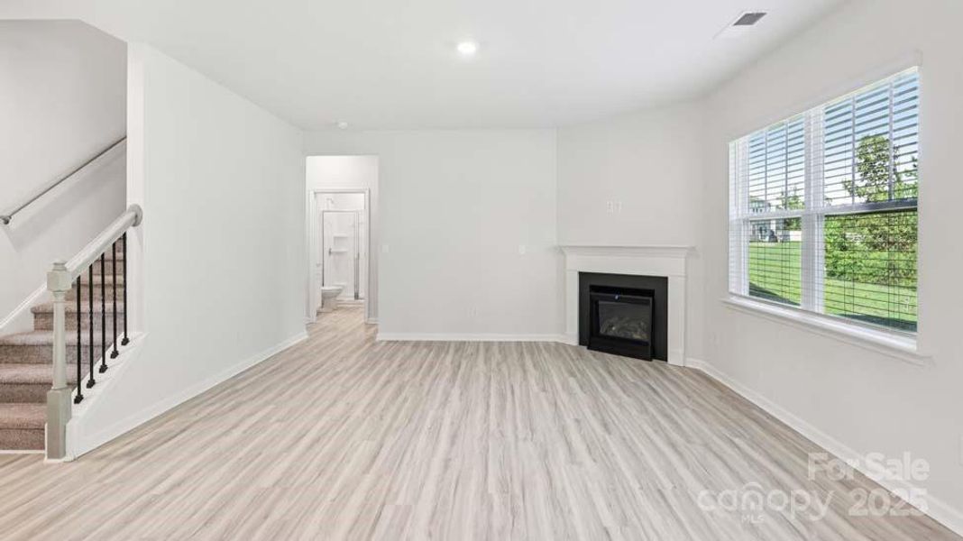 Spacious, unfurnished interior of a new home in Wallace Springs, Statesville (Image 29).