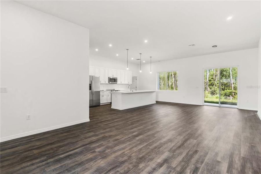 Spacious, unfurnished interior of a new home in , North Port (Image 16).