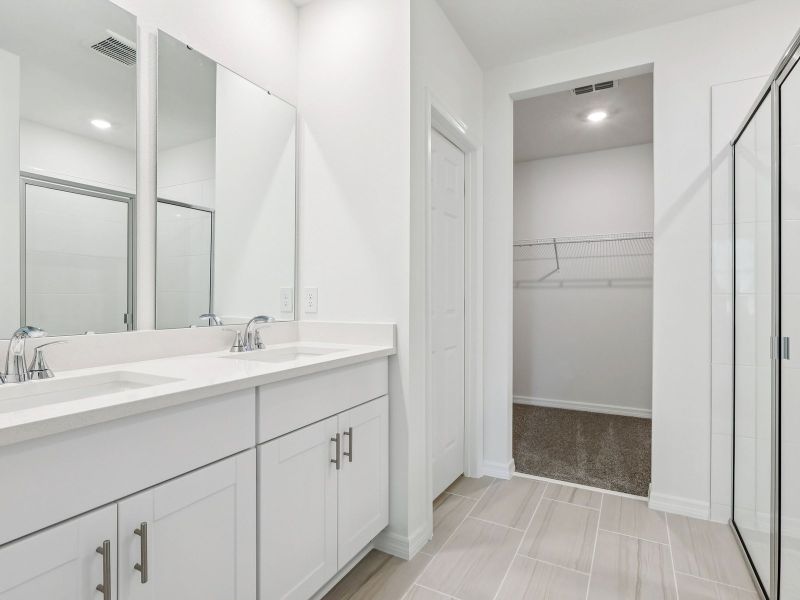 Furnished interior view inside a new home in Fox Pointe at Rivers Edge, Leesburg (Image 5). Furnished interior view inside a new home in Fox Pointe at Rivers Edge, Leesburg (Image 5).