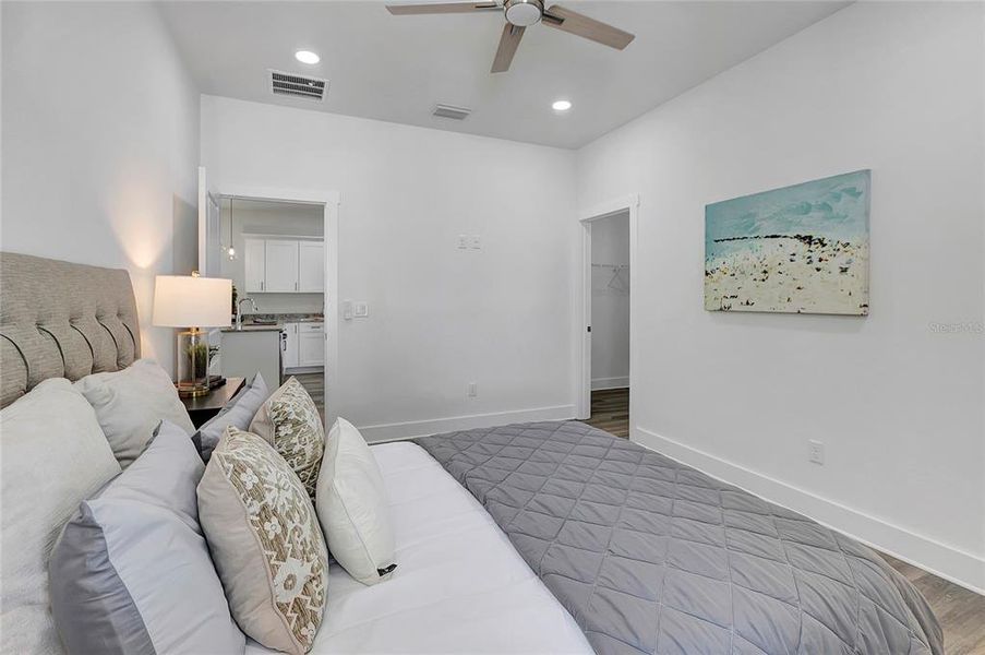 Furnished interior view inside a new home in , Tampa (Image 41). Furnished interior view inside a new home in , Tampa (Image 41).