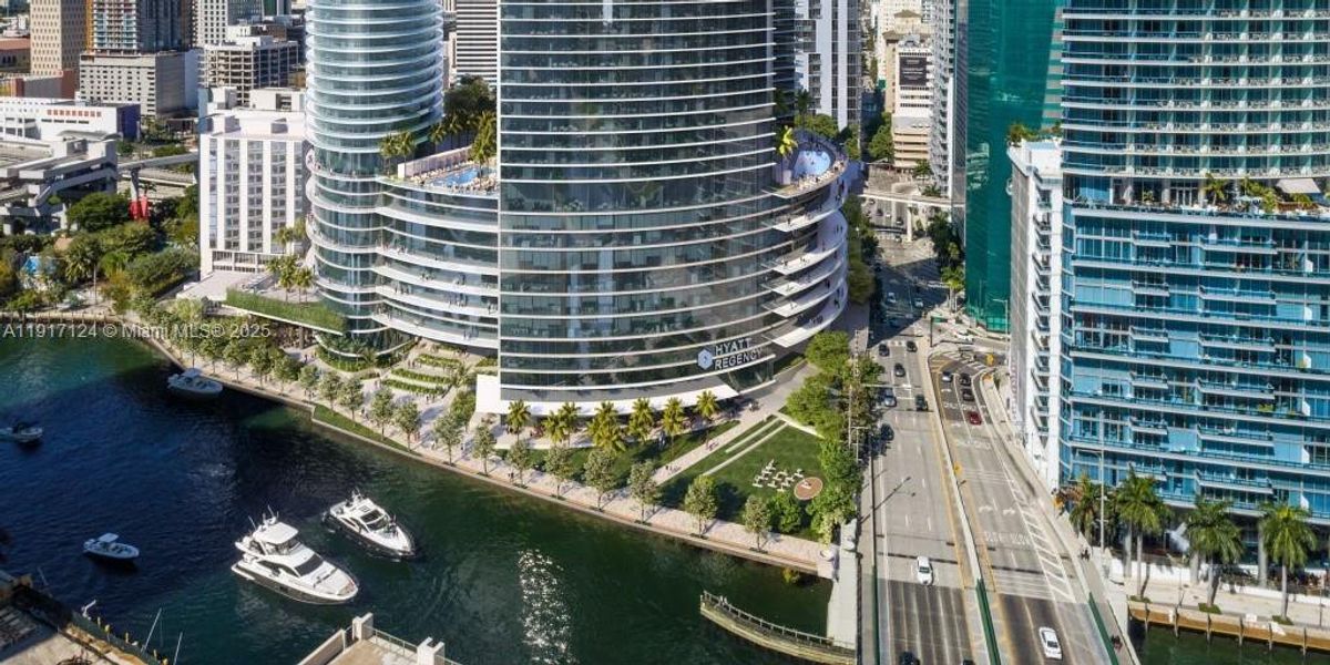 Condo located in Miami, FL showcasing its design and architecture (Image 2).