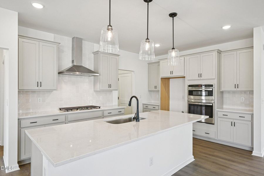 13-web-or-mls-Compeer Wy-S0603-013