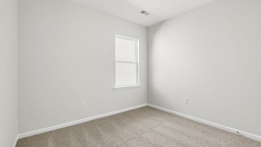 Spacious, unfurnished interior of a new home in Benjamin's Grove, Woodruff (Image 22).