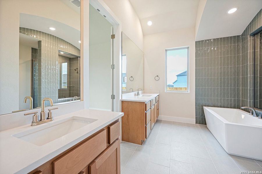 Furnished interior view inside a new home in Mont Blanc, Schertz (Image 8).