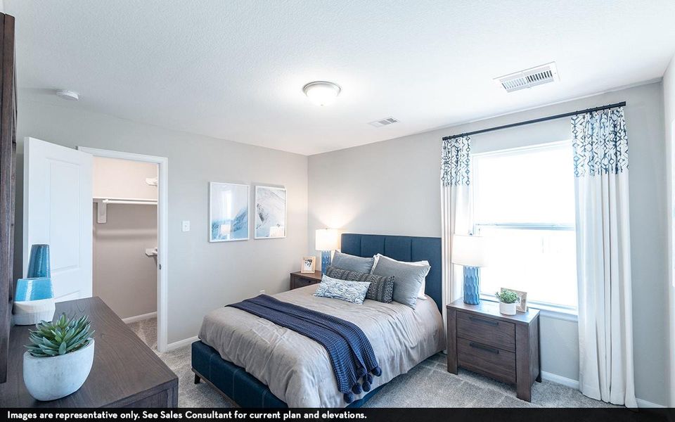 Furnished interior view inside a new home in Lago Mar, Texas City (Image 4).