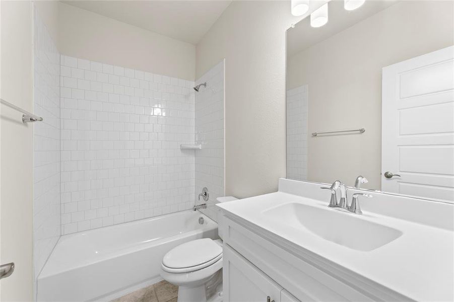 Furnished interior view inside a new home in Painted Tree Showcase, McKinney (Image 5).