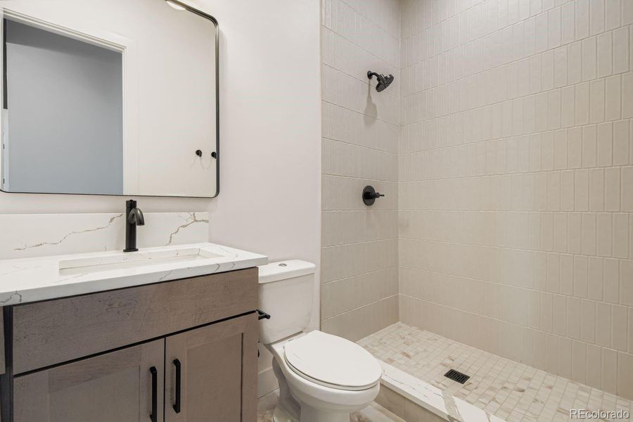 Furnished interior view inside a new home in , Granby (Image 9).