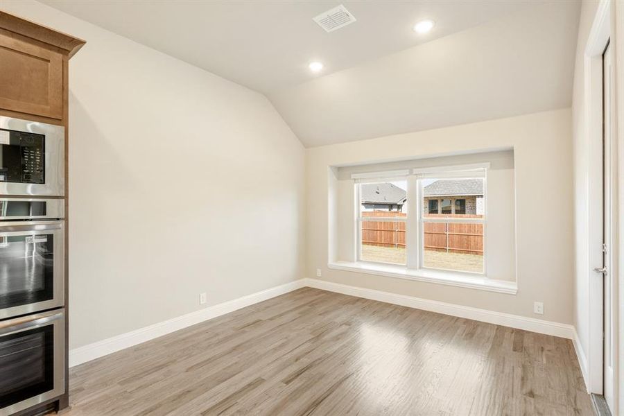 Spacious, unfurnished interior of a new home in Timberbrook, Justin (Image 29).