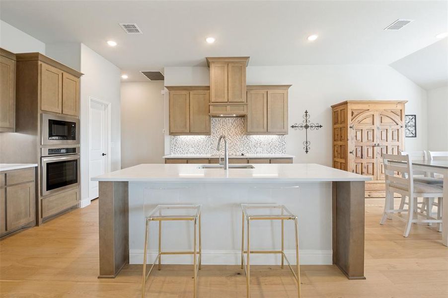 Furnished interior view inside a new home in , Waxahachie (Image 13).