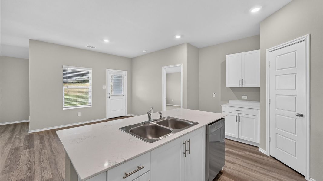 Furnished interior view inside a new home in Lankford Farms, Cleburne (Image 9).