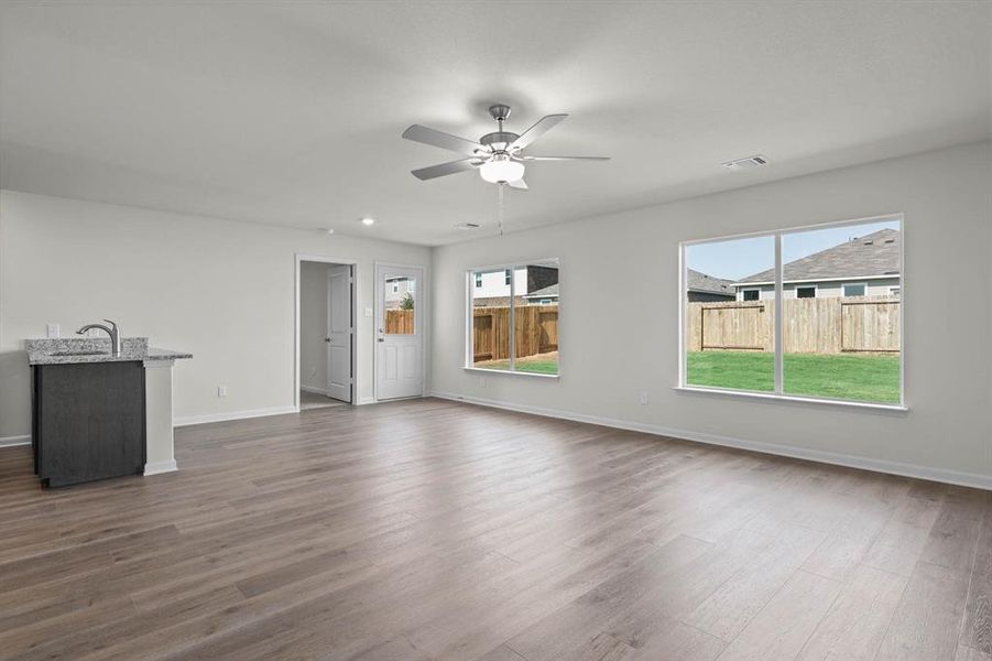 Spacious, unfurnished interior of a new home in Cresson Estates, Cresson (Image 6).