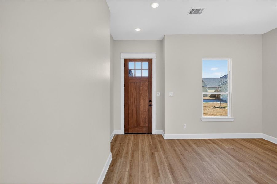 Spacious, unfurnished interior of a new home in , Snook (Image 13).
