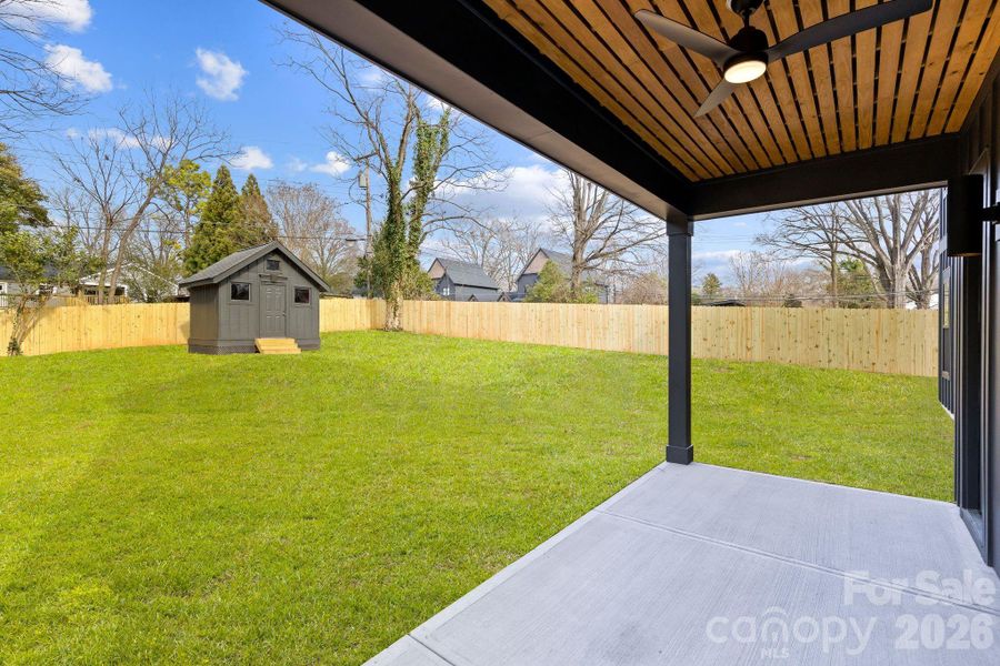 Exterior details and patio area of a home in , Charlotte (Image 4).