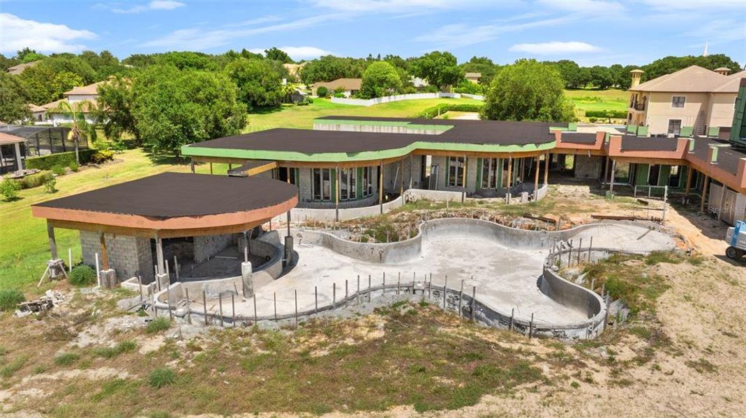 Community amenities in , Windermere (Image 4).