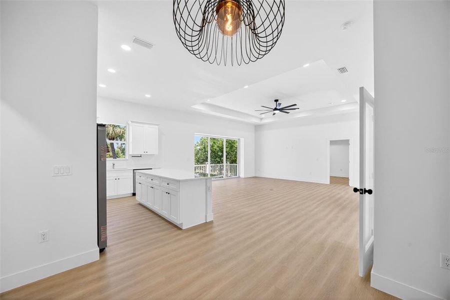 Spacious, unfurnished interior of a new home in , Punta Gorda (Image 15).