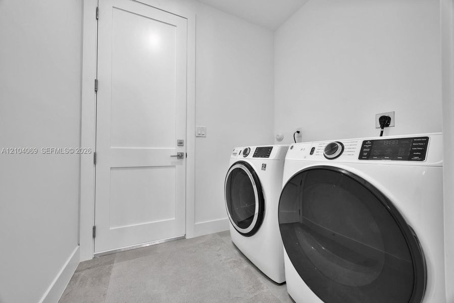 Image 38 of a home in .