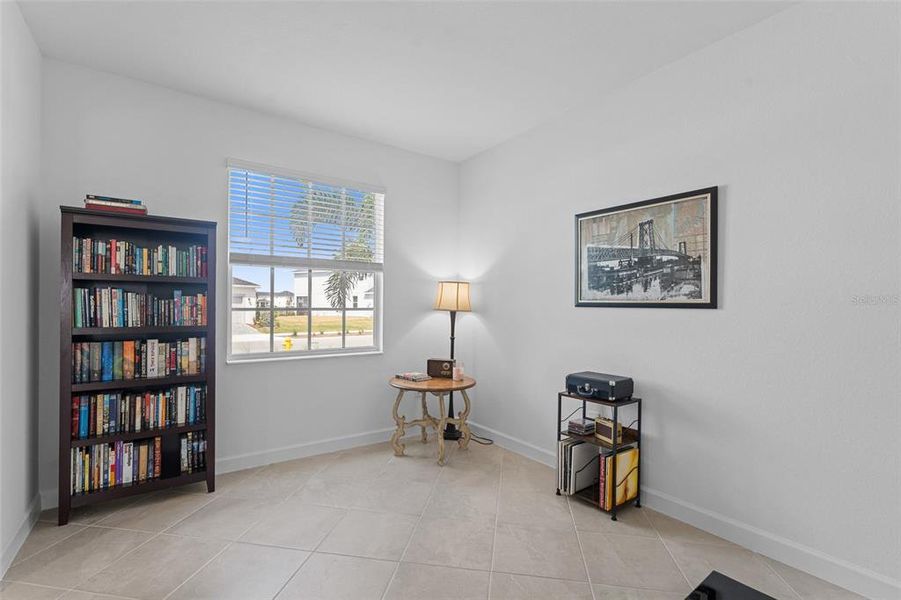 Furnished interior view inside a new home in Tuckers Cove: Villas, Punta Gorda (Image 8).