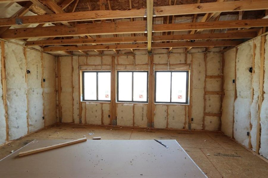 Spacious, unfurnished interior of a new home in Jordan Ranch 70' Homesites, Fulshear (Image 14). Spacious, unfurnished interior of a new home in Jordan Ranch 70' Homesites, Fulshear (Image 14).