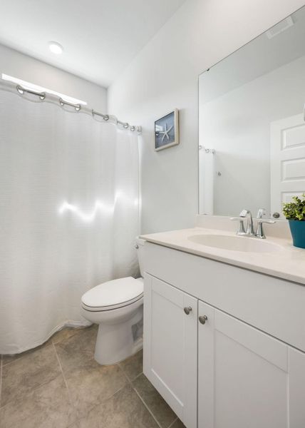 Furnished interior view inside a new home in Sweetgrass at Summers Corner: Arbor Collection, Summerville (Image 33). Furnished interior view inside a new home in Sweetgrass at Summers Corner: Arbor Collection, Summerville (Image 33).