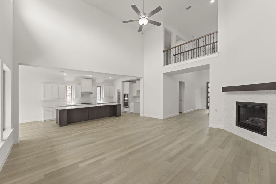 Spacious, unfurnished interior of a new home in Park Hills, Rockwall (Image 20). Spacious, unfurnished interior of a new home in Park Hills, Rockwall (Image 20).