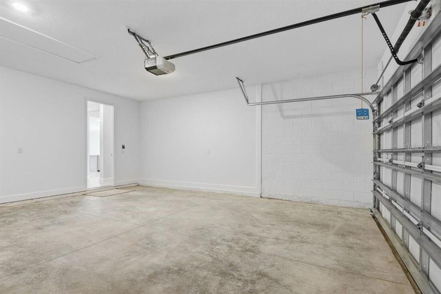 Spacious, unfurnished interior of a new home in Ardisia Park, New Smyrna Beach (Image 39). Spacious, unfurnished interior of a new home in Ardisia Park, New Smyrna Beach (Image 39).