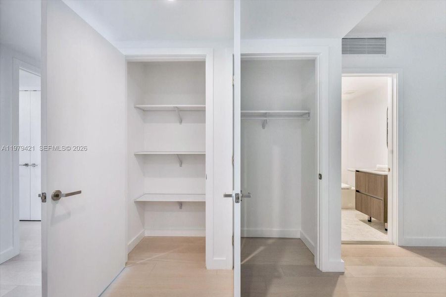 Image 41 of a home in .