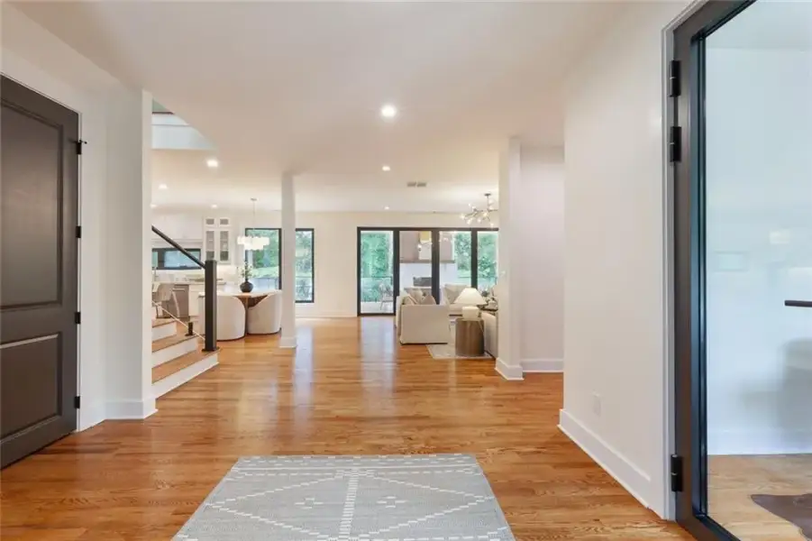 Spacious, unfurnished interior of a new home in , Marietta (Image 28).