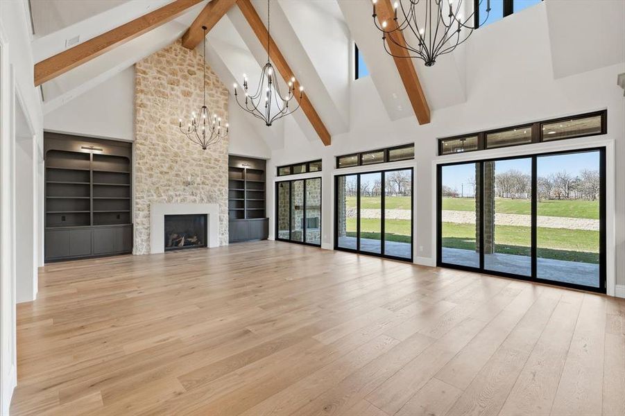 Spacious, unfurnished interior of a new home in , Bartonville (Image 33).