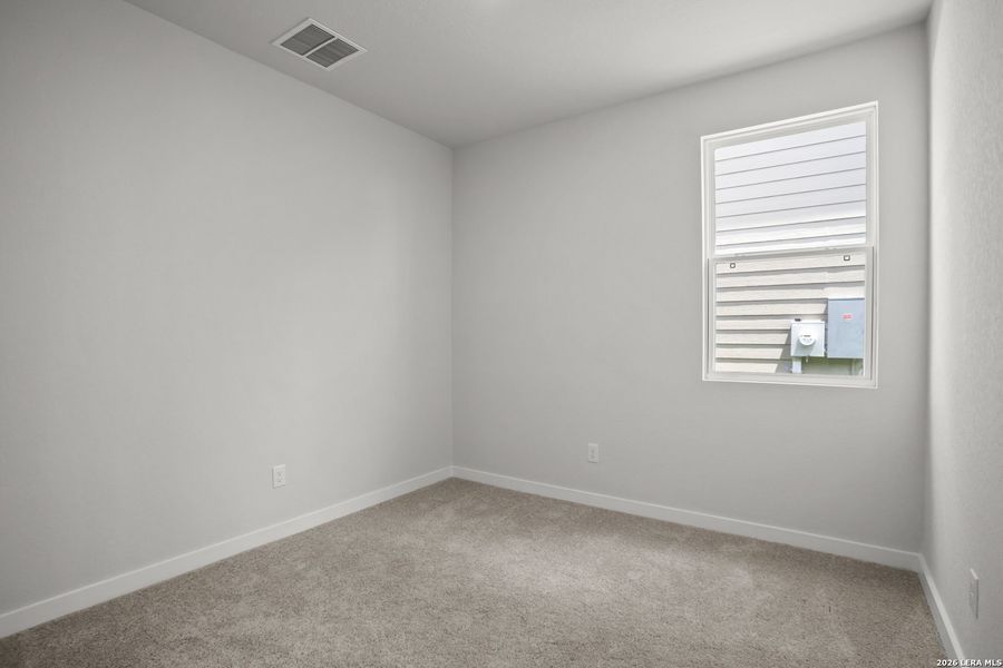 Spacious, unfurnished interior of a new home in Agave, San Antonio (Image 24).