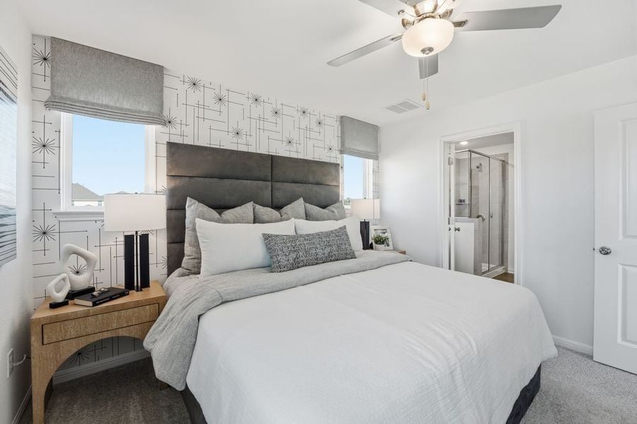 Representative furnished interior of a home built from the Harrier by Taylor Morrison in Longview 40s, Del Valle (Image 11).