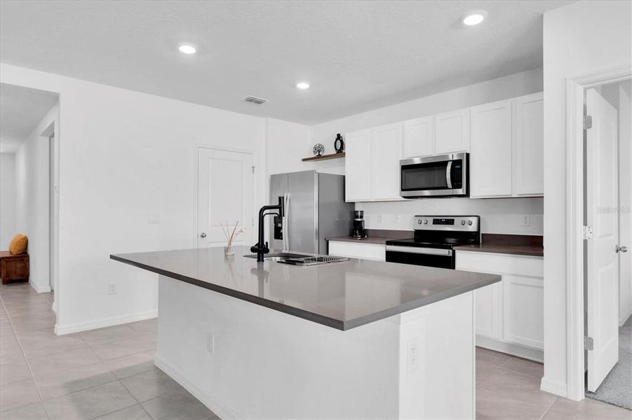 Furnished interior view inside a new home in , Wesley Chapel (Image 11).