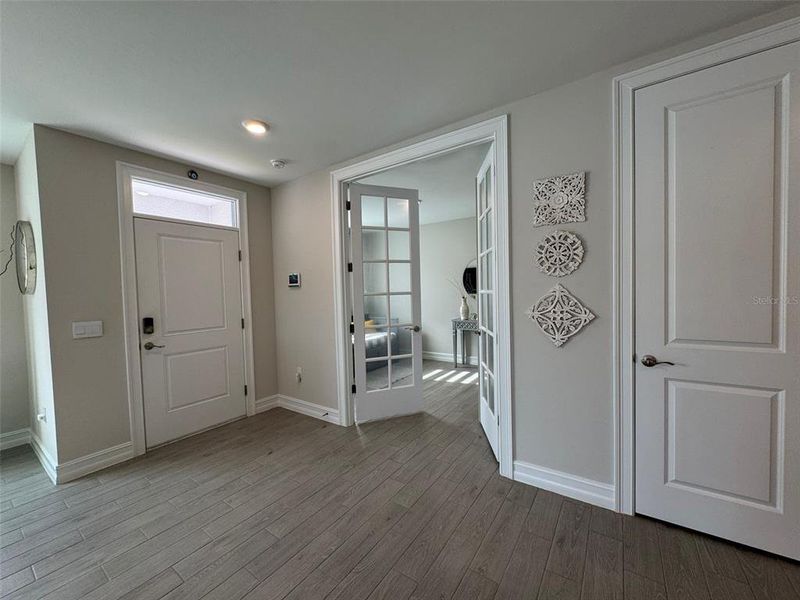 Spacious, unfurnished interior of a new home in , Punta Gorda (Image 20).