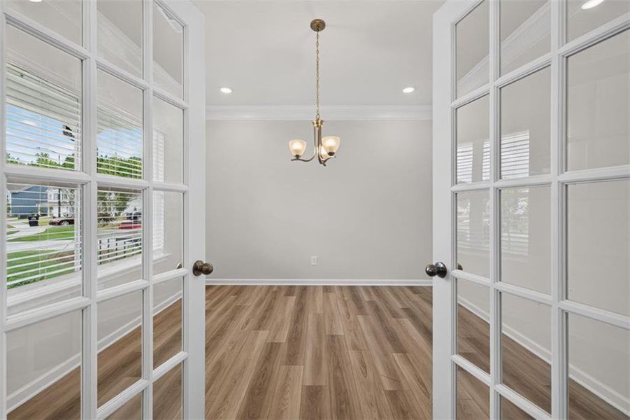 Spacious, unfurnished interior of a new home in Jones Ridge, Dallas (Image 18).
