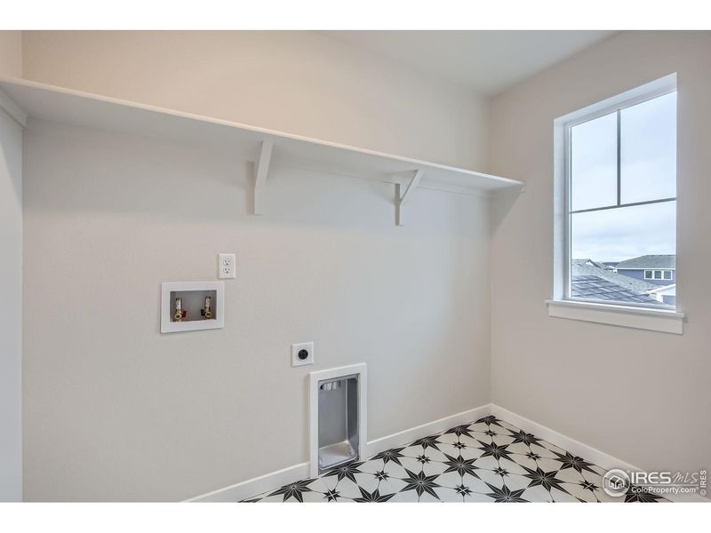 Spacious, unfurnished interior of a new home in RainDance, Windsor (Image 22).