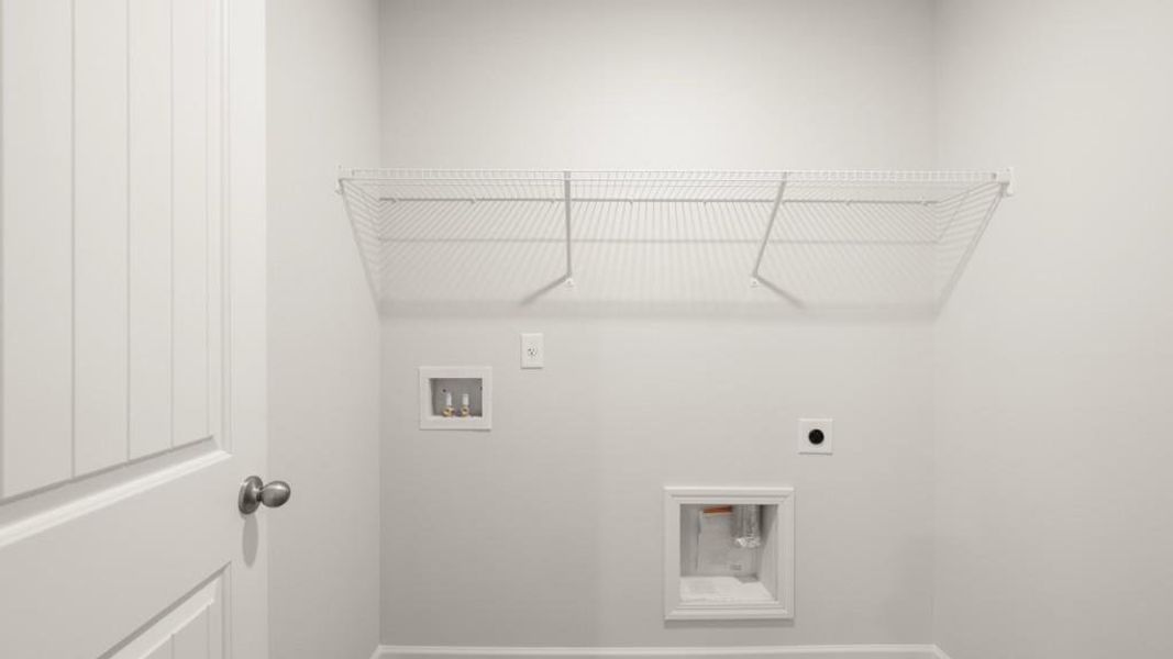 Spacious, unfurnished interior of a new home in Braselton Village, Braselton (Image 22).