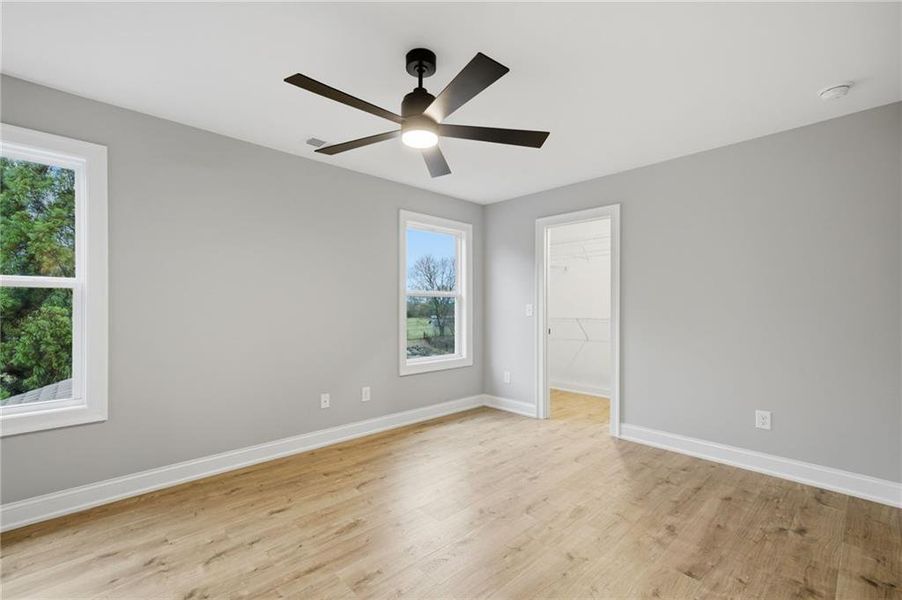 Spacious, unfurnished interior of a new home in , Calhoun (Image 31).