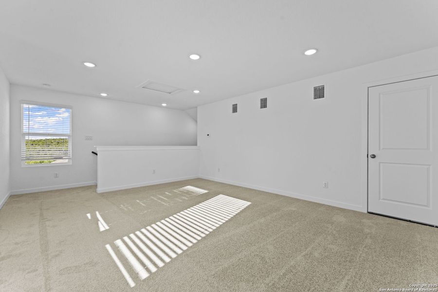 Spacious, unfurnished interior of a new home in Waterwheel: Coastline Collection, San Antonio (Image 12). Spacious, unfurnished interior of a new home in Waterwheel: Coastline Collection, San Antonio (Image 12).