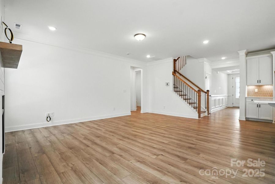 Spacious, unfurnished interior of a new home in Summerlin, Mooresville (Image 33). Spacious, unfurnished interior of a new home in Summerlin, Mooresville (Image 33).