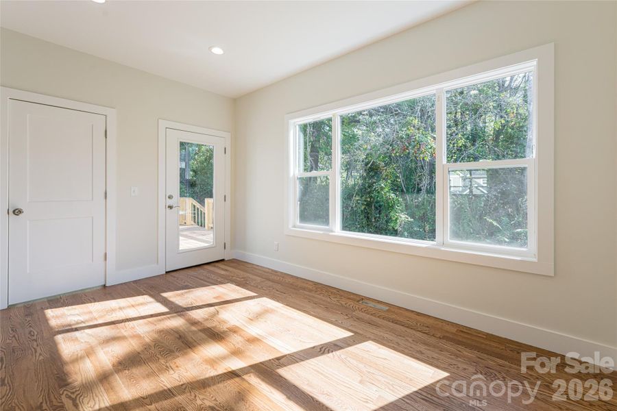 Spacious, unfurnished interior of a new home in , Asheville (Image 22).