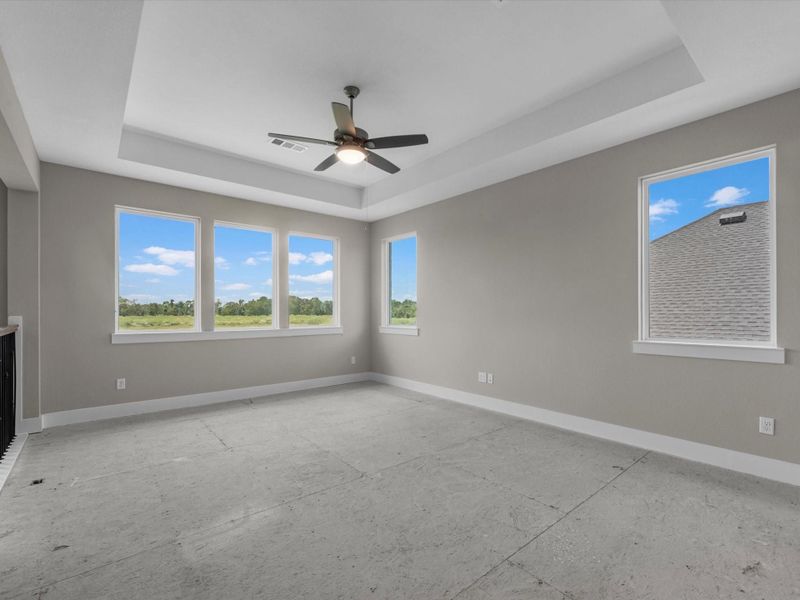 Spacious, unfurnished interior of a new home in Sienna 60’, Missouri City (Image 16).