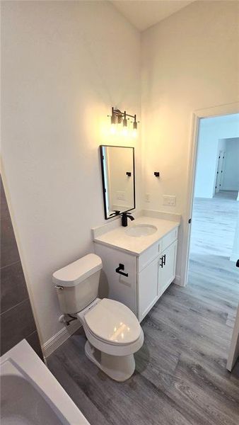 Furnished interior view inside a new home in , Ocala (Image 5).