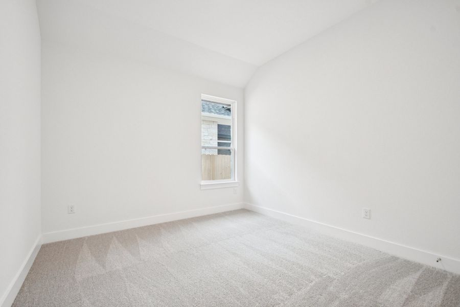 Spacious, unfurnished interior of a new home in Persimmon, Buda (Image 24). Spacious, unfurnished interior of a new home in Persimmon, Buda (Image 24).
