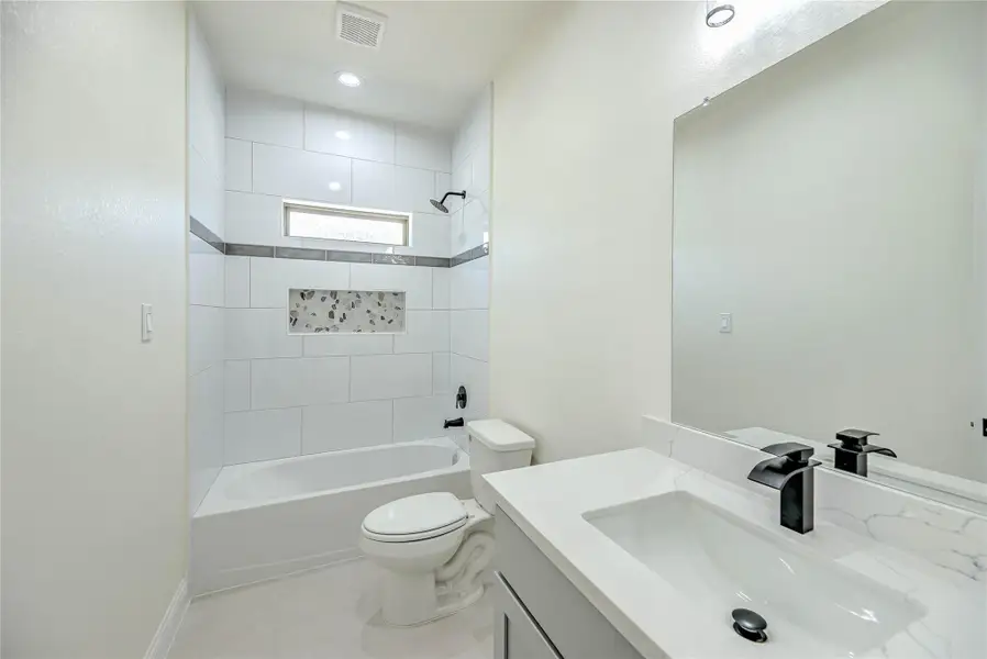 5X10 BATH #1 5X10 BATH #1