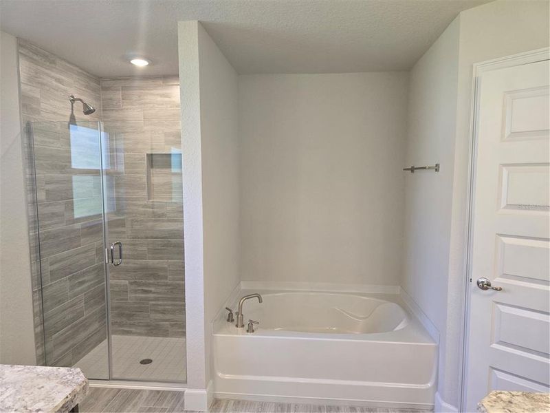 Furnished interior view inside a new home in Sugarmill Woods, Homosassa (Image 3).