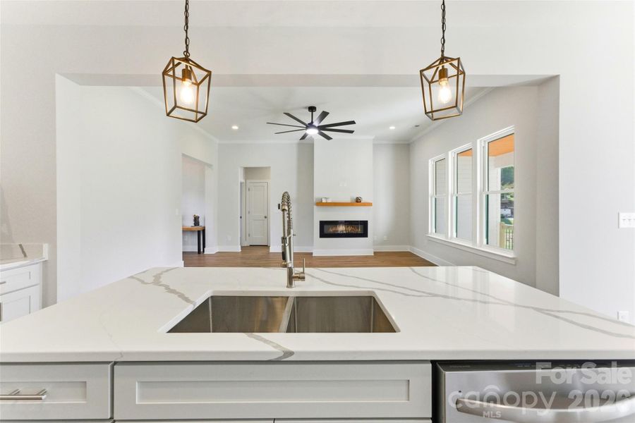 Image 33 of a home in .