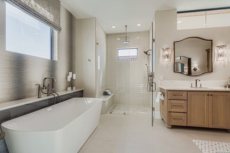 Furnished interior view inside a new home in Pecan Springs, Boerne (Image 9).