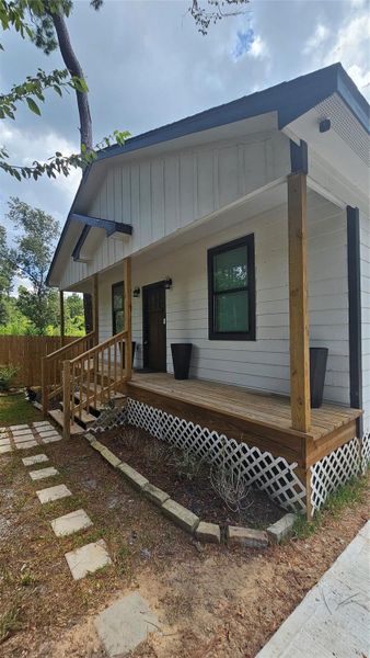 Exterior details and patio area of a home in , Shepherd (Image 16).