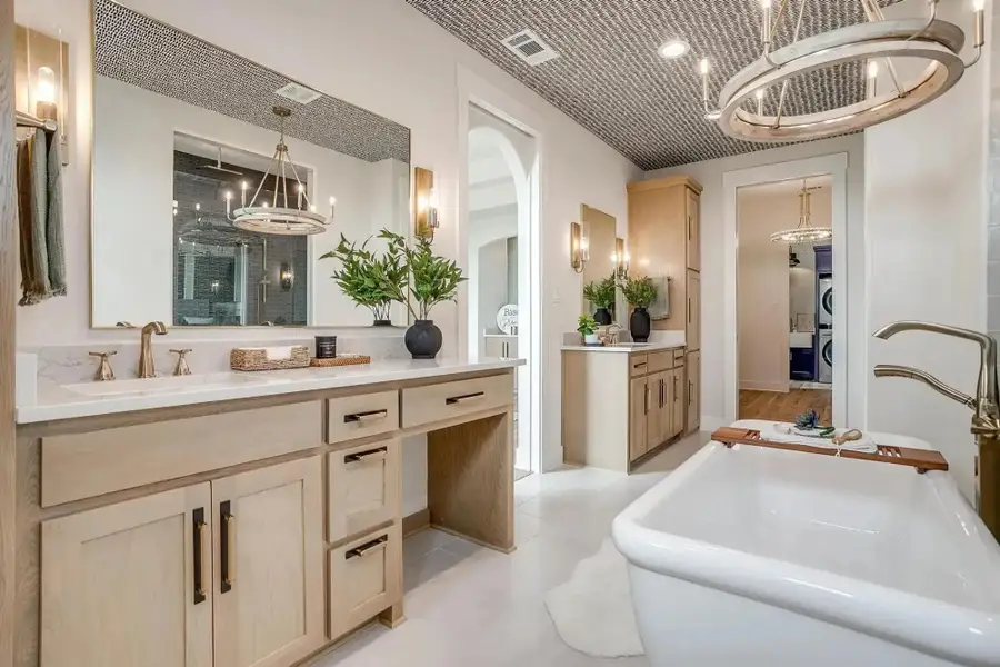 Representative furnished interior of a home built from the The Carley by Elmwood Custom Homes in Byrum Ranch, Maypearl (Image 27).